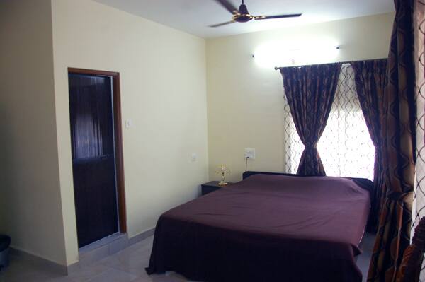 Heroina Guest House, Goa 4
